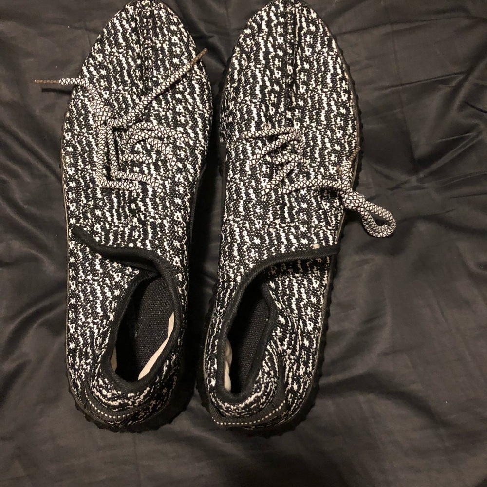 Fake yeezys size 13
